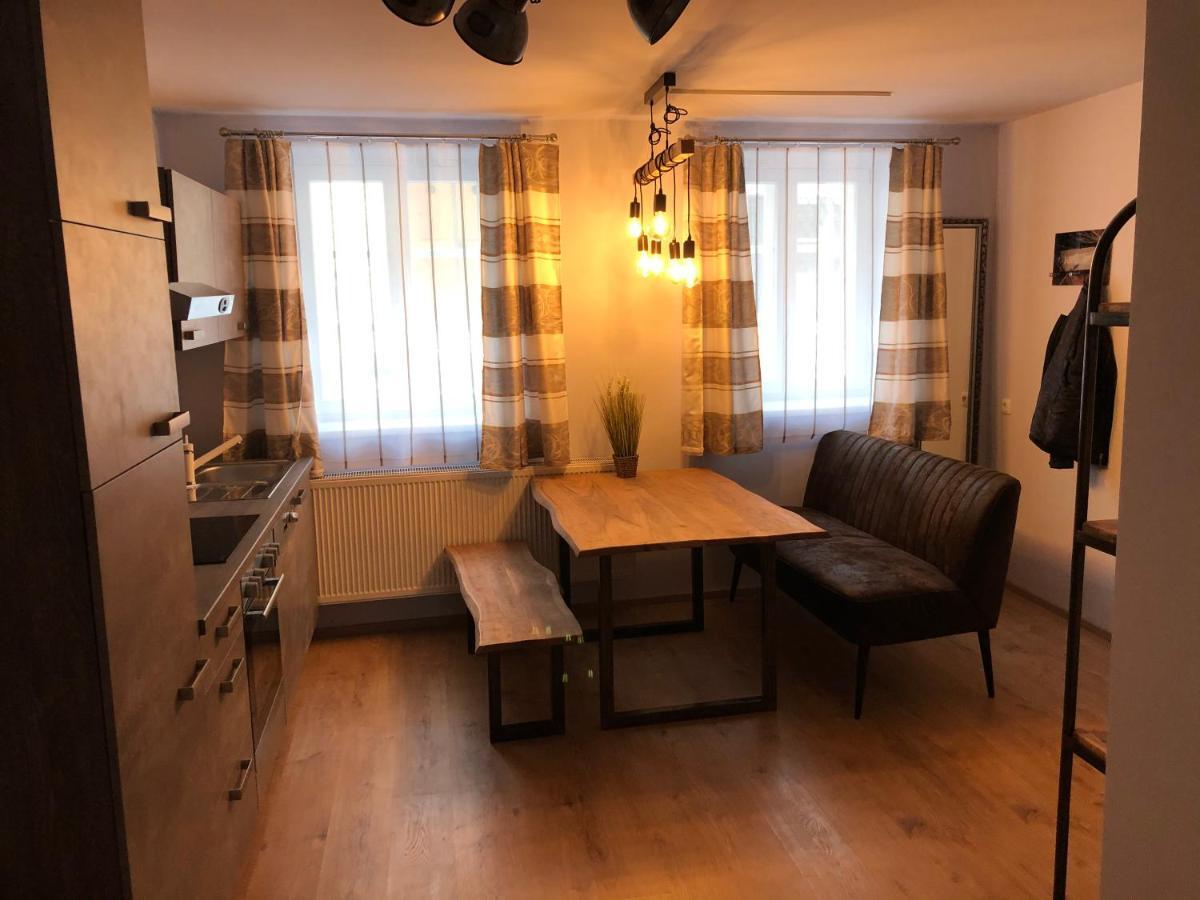 Wohlfuehlappartment In Der Altstadt Von Steyr Exterior foto